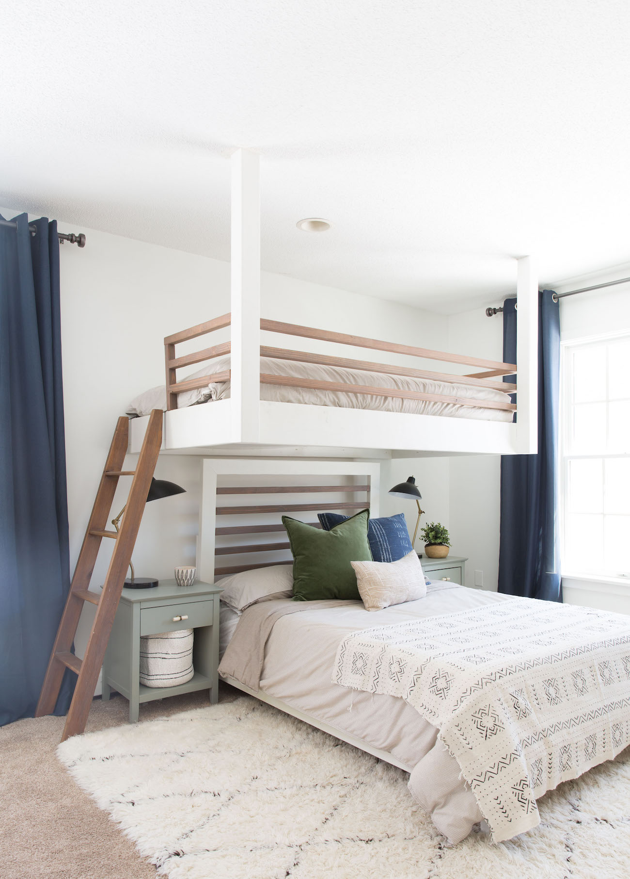 Built-In Bunk Bedroom